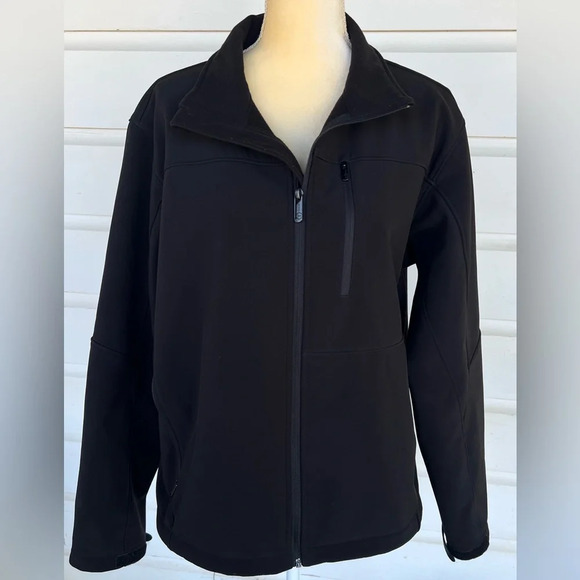 Tech by Tumi Men’s Black Mid Weight Soft Shell Water Resistant Jacket Size Large - Picture 1 of 10